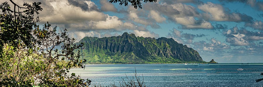 Kualoa Mountain Hawaii Photograph by Leonardo Dale