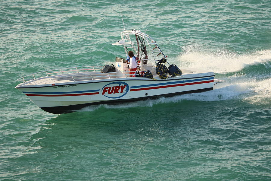 KW Parasailing Boat by Blair Damson KW Parasailing Boat by Blair Damson