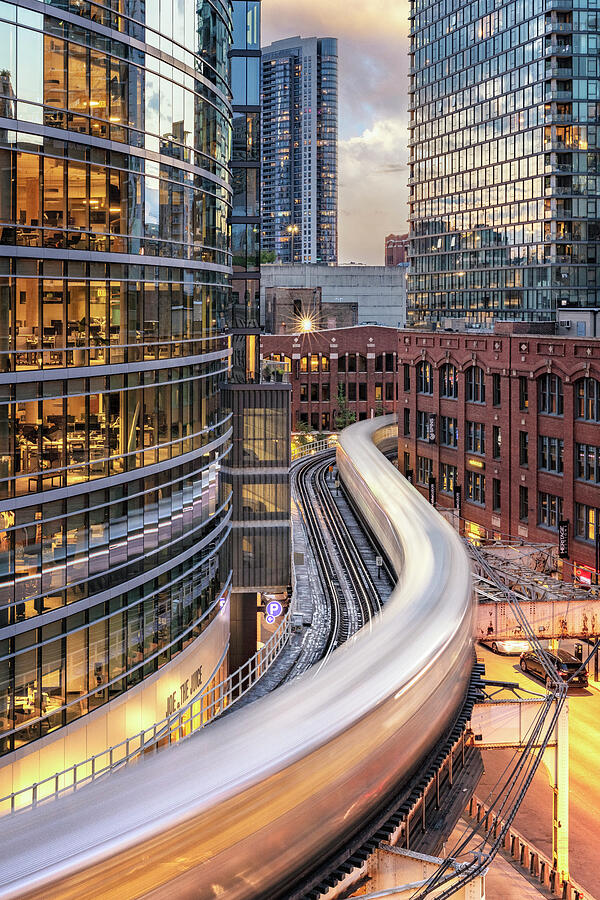 L-train S-curve - Chicago Photograph