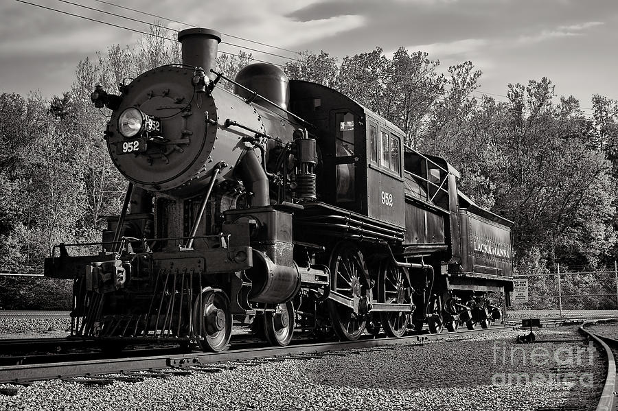 Lackawanna Locomotive 952 Photograph by Tom Watkins PVminer pixs
