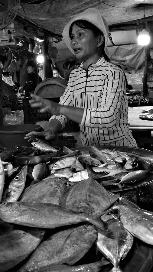 Lady at Fish Market Photograph by Robert Bociaga