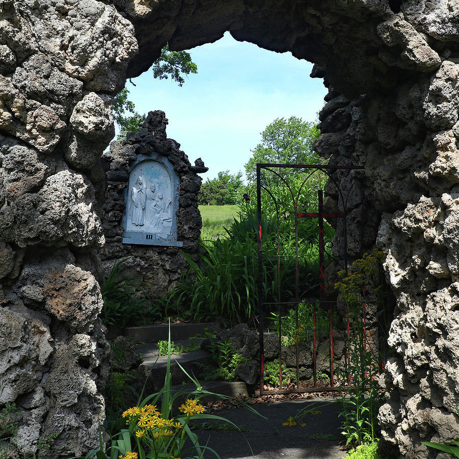 Lady of the Rosary Grotto Photograph by Scott Kingery