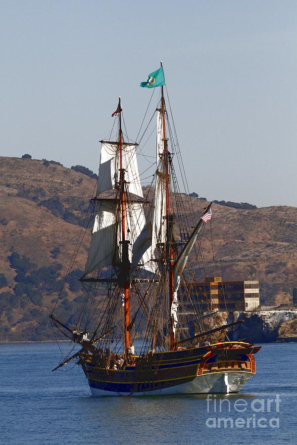 Lady Washington Sailing SF Bay Photograph by Tony Lee