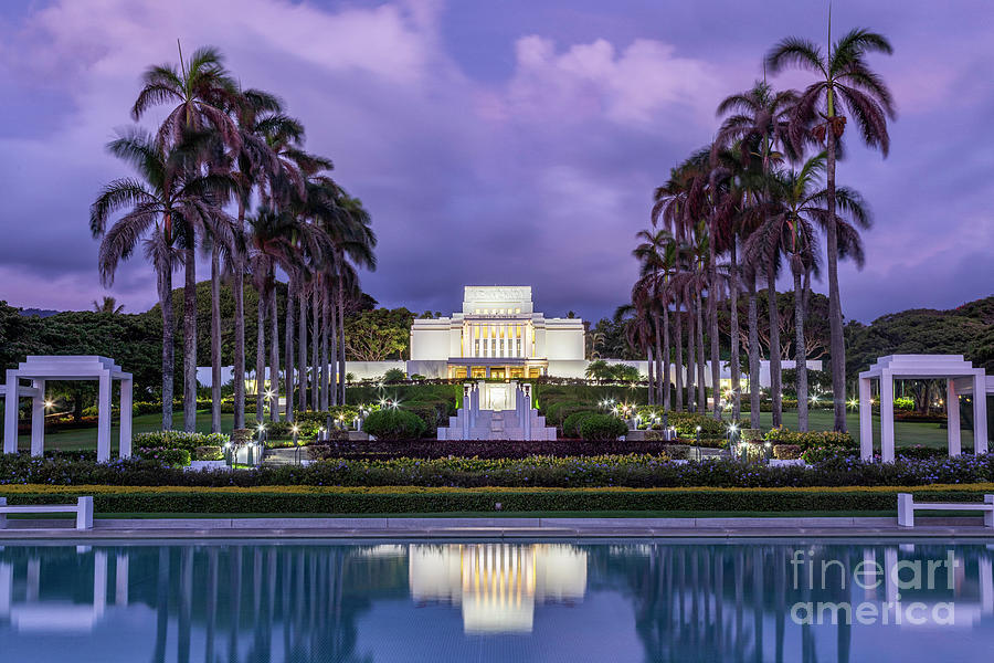 Laie Hawaii Temple Photograph by Bret Barton