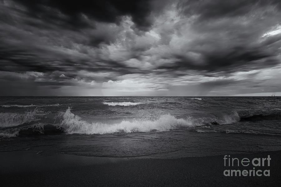 Black And White Photograph - Lake Erie Cold Splash Mono by Rachel Cohen