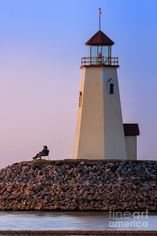 Lake Hefner Lighthouse at Days End Photograph by Richard Smith