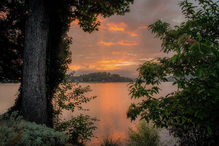 Lake Junaluska Summer Sunrise Photograph by Robert J Wagner