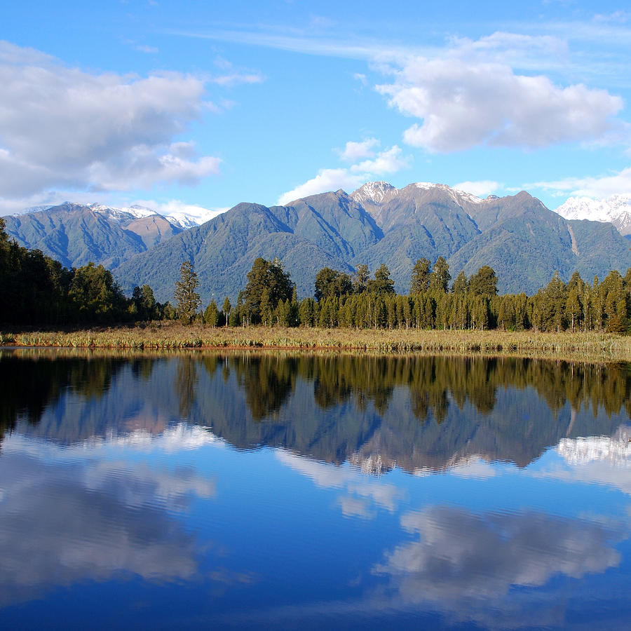 Lake Matheson, West Coast, New Zealand Photograph by LazingBee