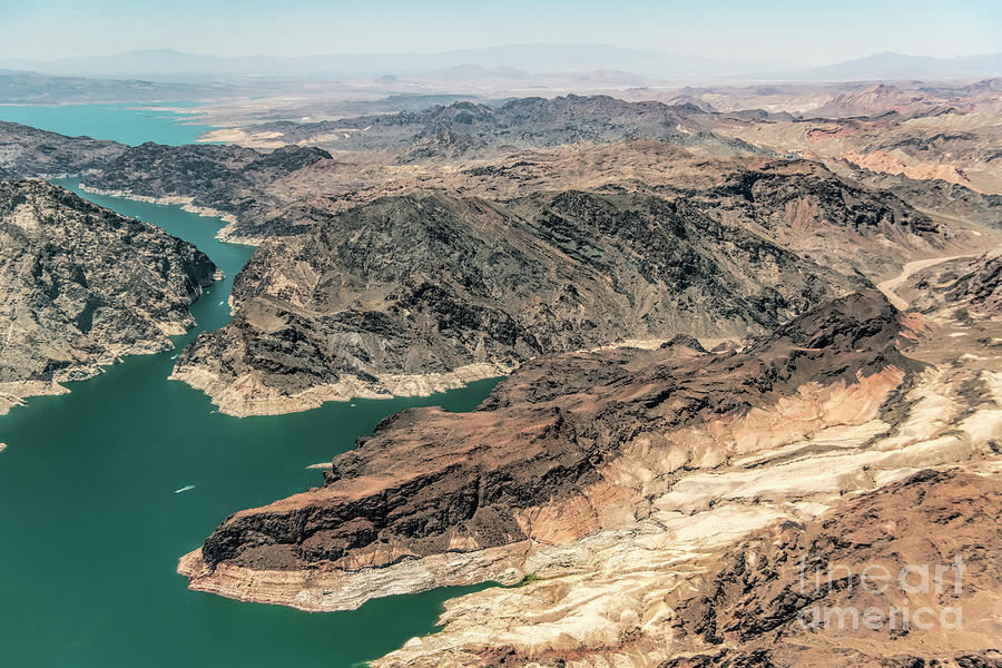 Lake Mead National Recreation Area and the Black Mountains in Nevada Photograph by David Oppenheimer
