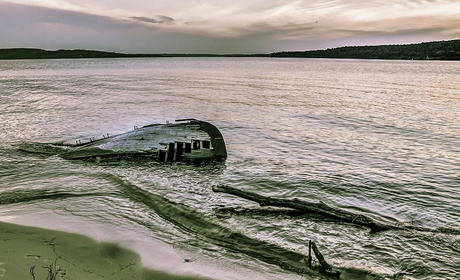 Lake Superior Shipwreck Coast In Pictured Rocks Photograph by Ehrlif