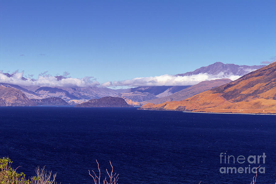 Lake Wanaka, New Zealand Photograph by Elaine Teague