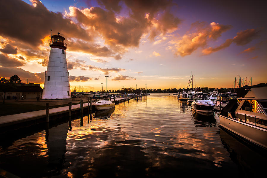 Lakeview Marina in Windsor, Ontario, Canada Photograph by Steven_Kriemadis