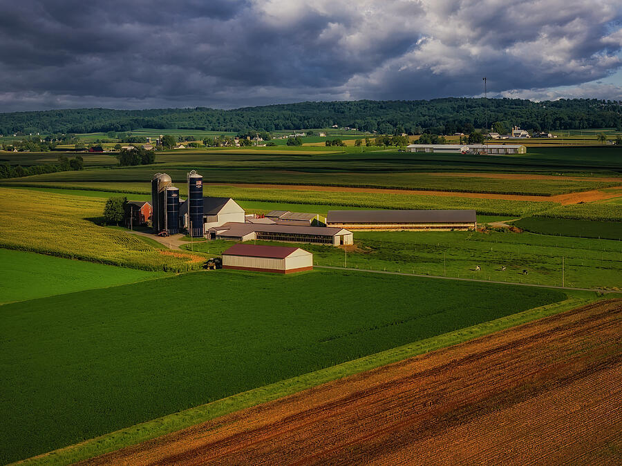 Lancaster PA Red Barn and Silos Photograph by Susan Candelario