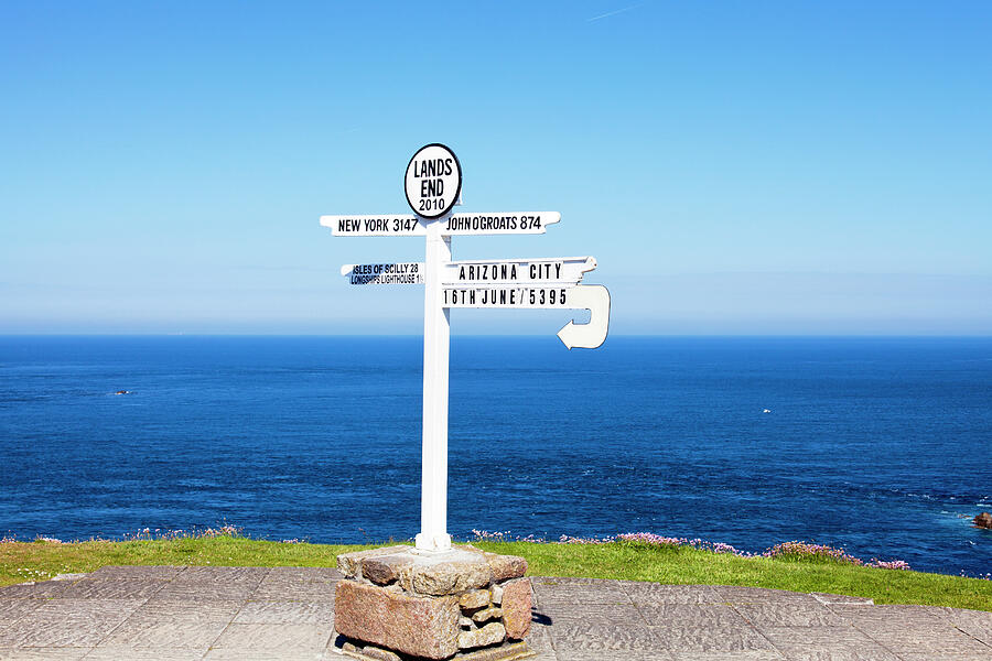 Lands End Sign Photograph by Paul Thompson