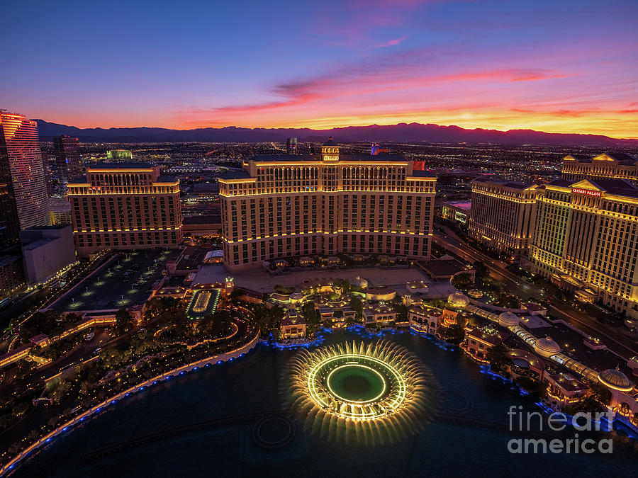 Las Vegas Photograph - Las Vegas Bellagio Fountains Sunset by Mike Reid