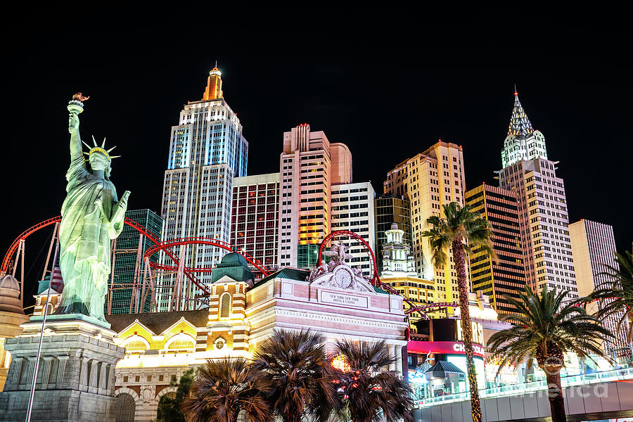 Chrysler Building Photograph - Las Vegas New York New York Hotel Casino at Night Photo by Paul Velgos