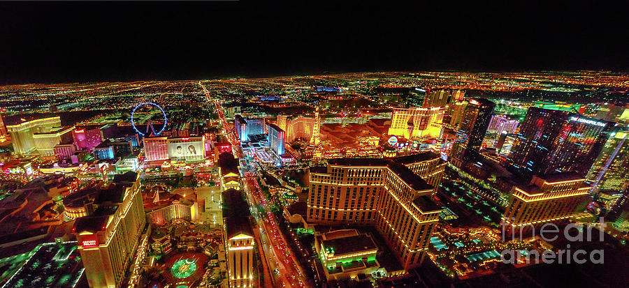 Las Vegas panorama Photograph by Benny Marty