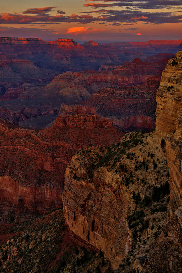 Last Light - Grand Canyon Photograph by Stephen Vecchiotti