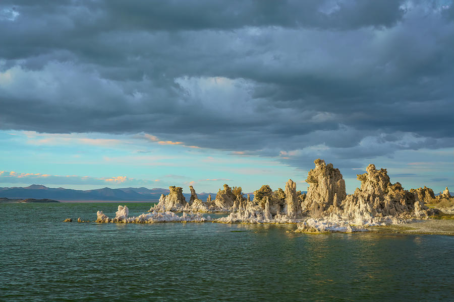 Late Afternoon at Mono Lake Photograph by Lindsay Thomson