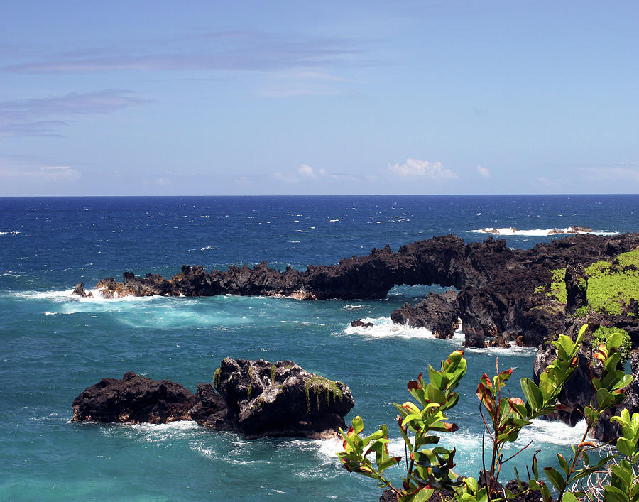 Lava Arch Bridge on Maui Photograph by Daniel Baralt | Pixels