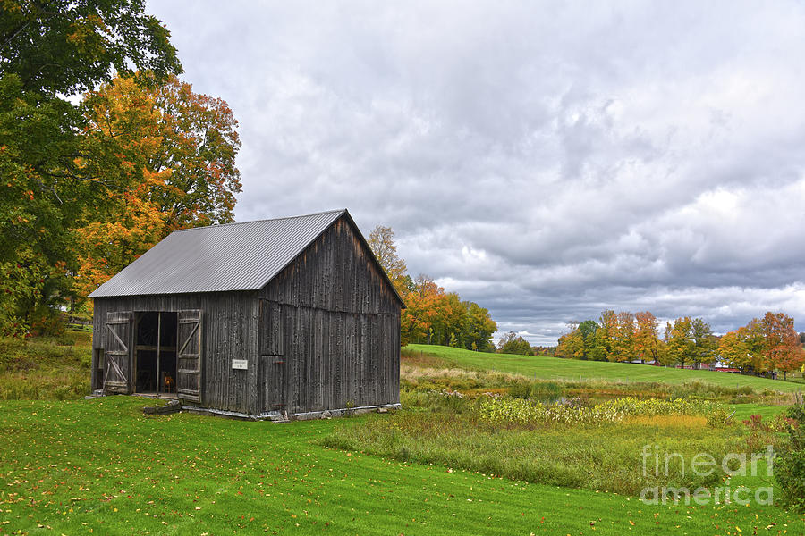 Lawrence Barn In Vermont Photograph