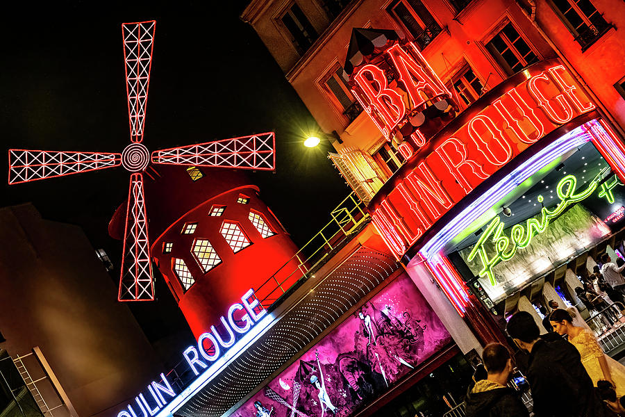 Le Moulin rouge, Paris, France Photograph by Lie Yim