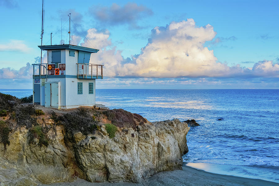 Leo Carrillo Cove Lifeguard Tower Photograph by Kyle Hanson