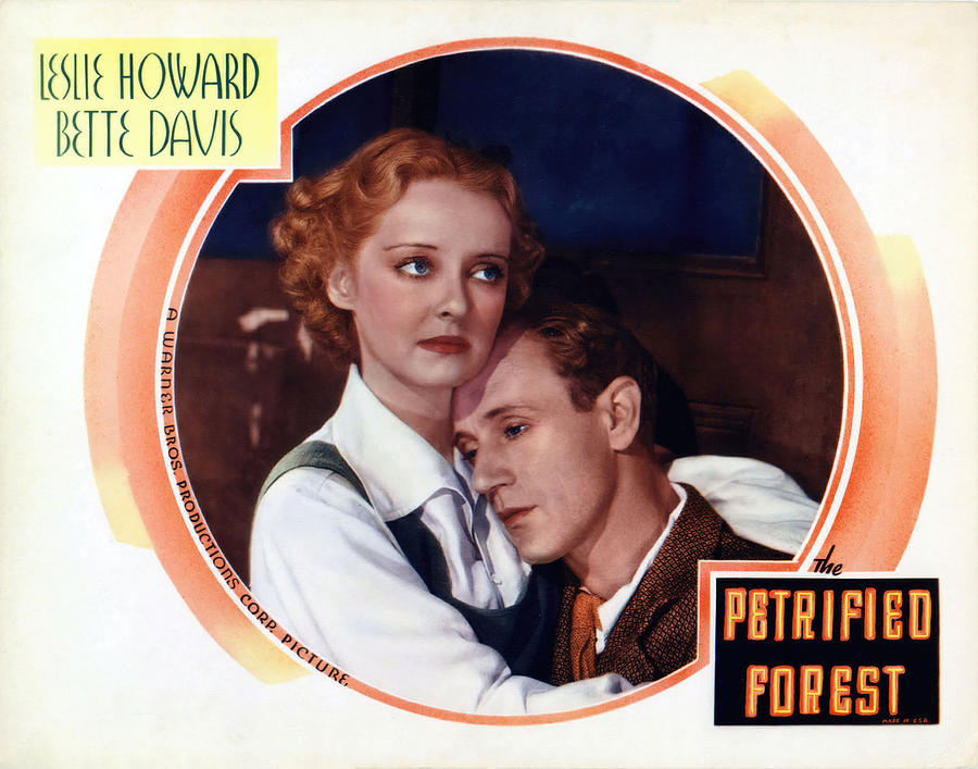 LESLIE HOWARD and BETTE DAVIS in THE PETRIFIED FOREST -1936-, directed by ARCHIE MAYO. Photograph by Album