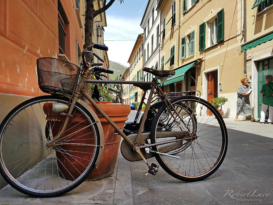 Levanto Bikes Photograph