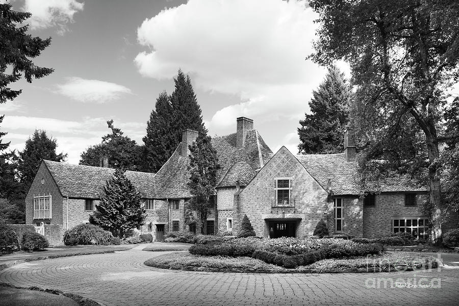Lewis and Clark College Frank Manor Photograph by University Icons