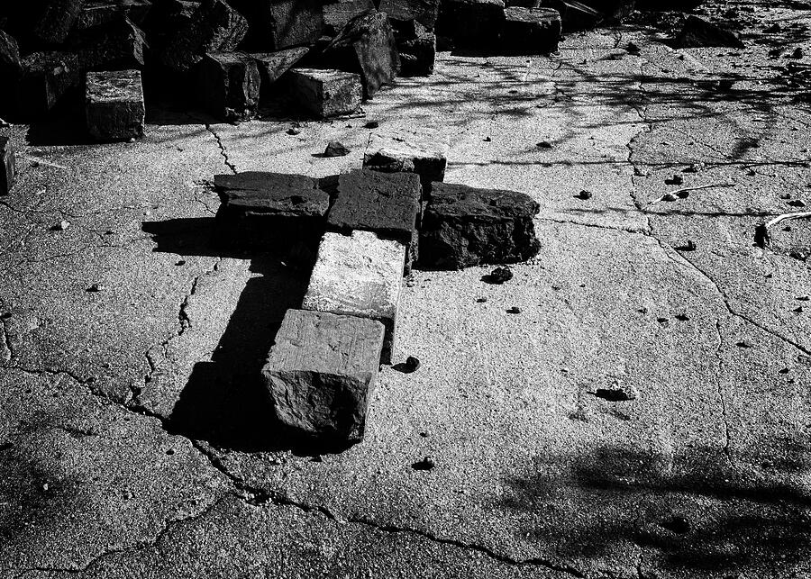 Lewiston  Brick Cross 24 Photograph by Bob Orsillo