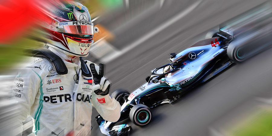 LH44: SIX TIME F1 WORLD CHAMPION