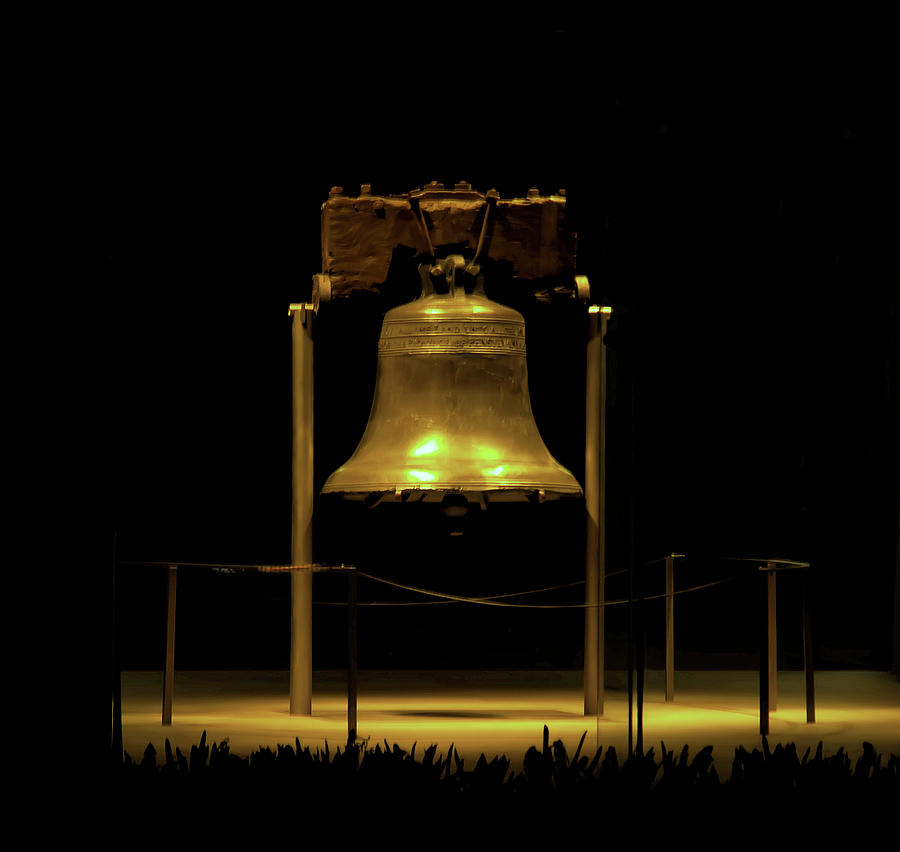 Philadelphia Photograph - Liberty bell at night by Flees Photos
