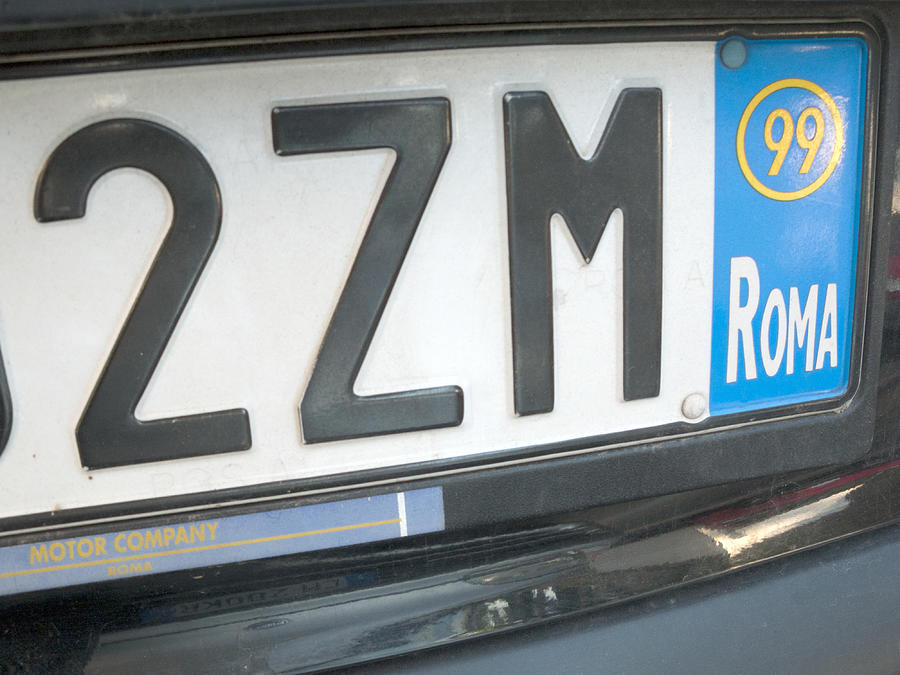 License plate of Rome, Italy Photograph by Robyvannucci