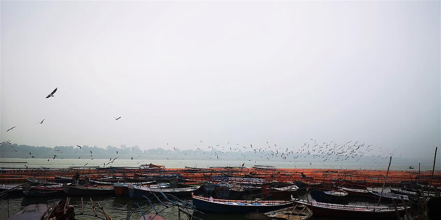 Life on Ganges Photograph by Jarek Filipowicz