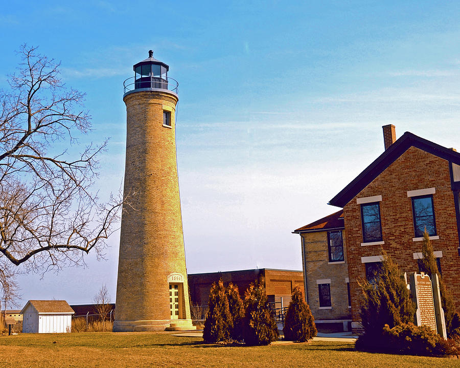 Lighthouse-1866-Kenosha Wis Photograph by William Reagan