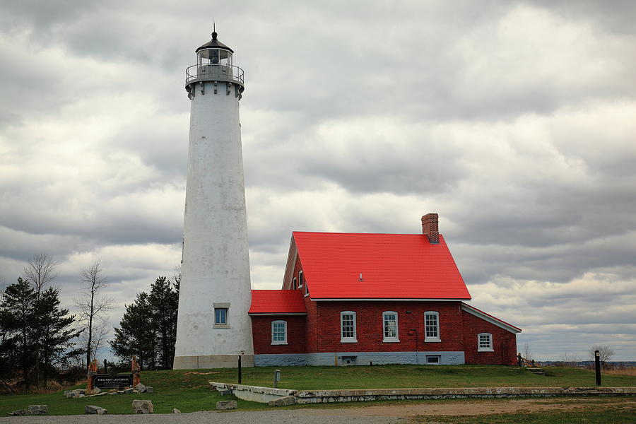 Lighthouse - Tawas Point Michigan Photograph by Frank Romeo