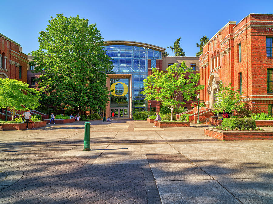 Eugene Photograph - Lillis Business Complex - University of Oregon by Joseph S Giacalone