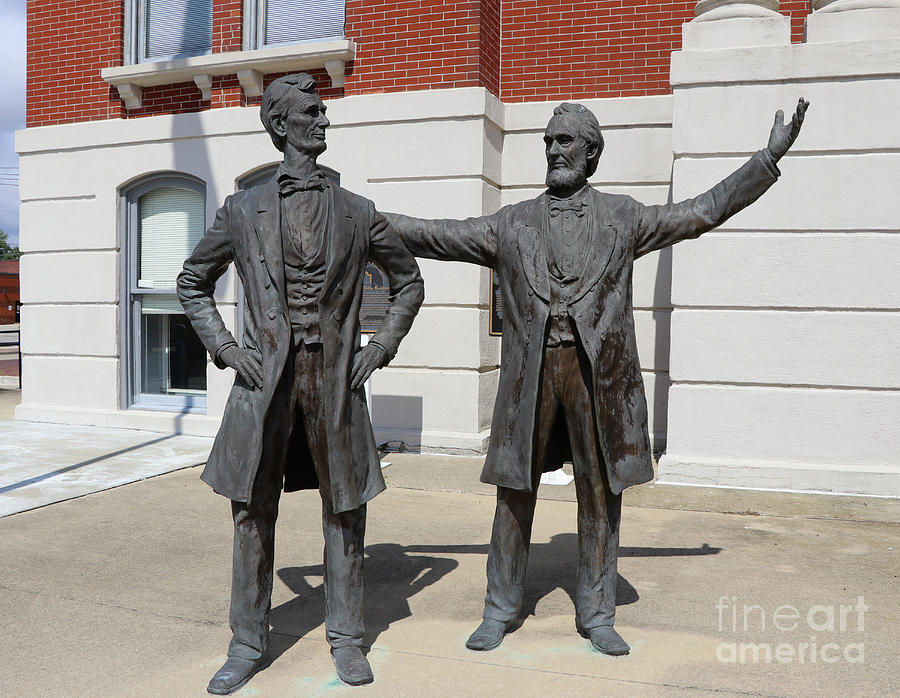 Lincoln and Thornton Debate at Shelby County Courthouse in Shelbyville Illinois 4612 Photograph by Jack Schultz