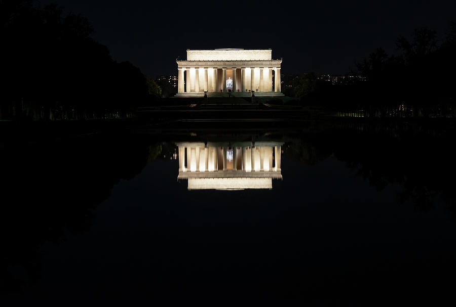 Lincoln Memorial 4 Photograph by Pelo Blanco Photo