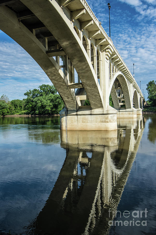 Lincoln Memorial Bridge 3 -  Vincennes -  Indiana Photograph by Gary Whitton