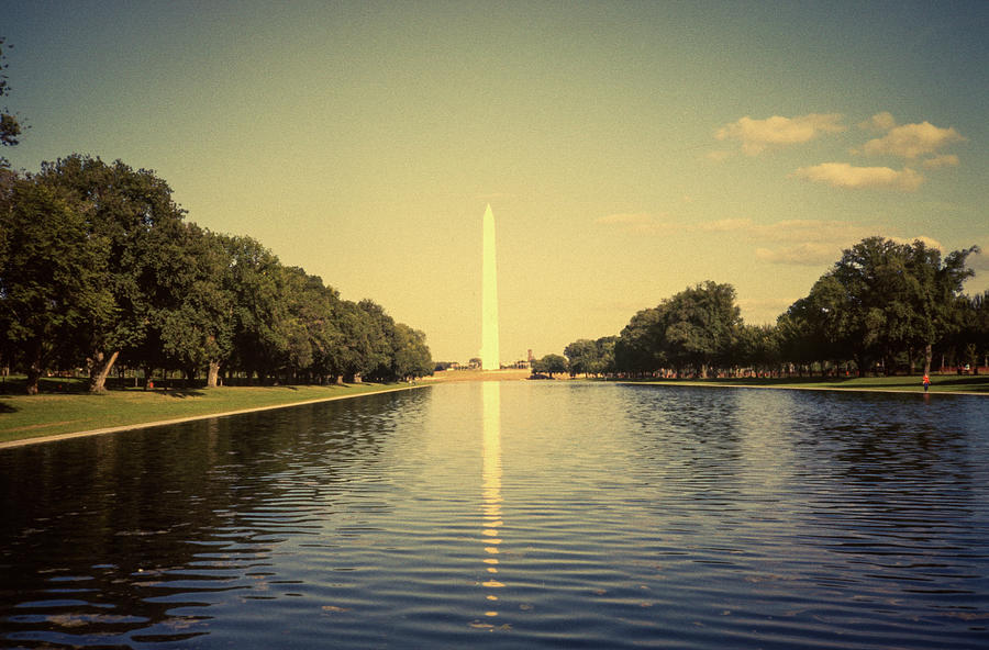 Lincoln Memorial Reflecting Pool Photograph by Gordon James