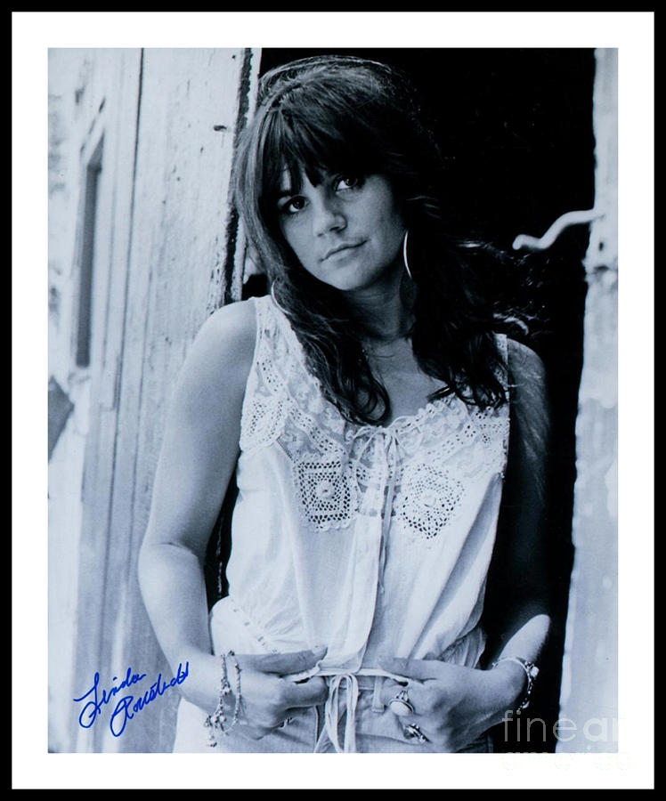 Linda Ronstadt autographed print Photograph by Pd