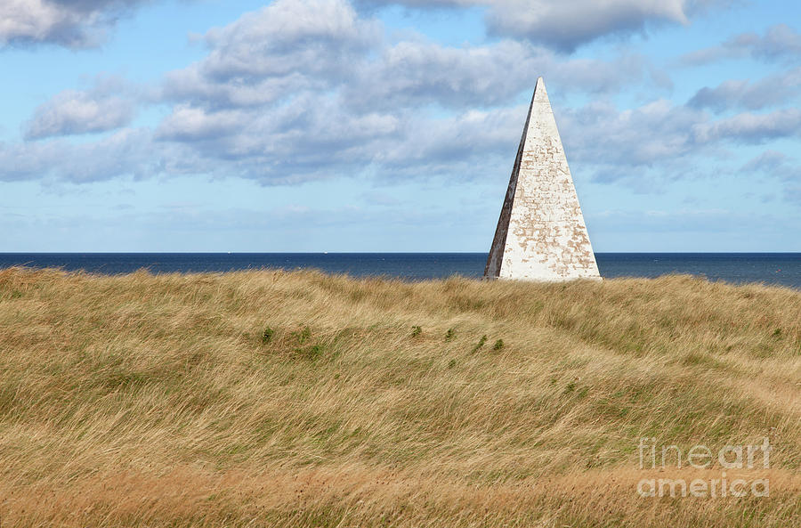 Lindisfarne Navigational Obelisk Photograph by Bryan Attewell