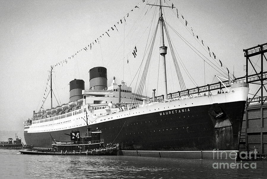 Liner RMS Mauretania Photograph By Arkitekta Art - Fine Art America