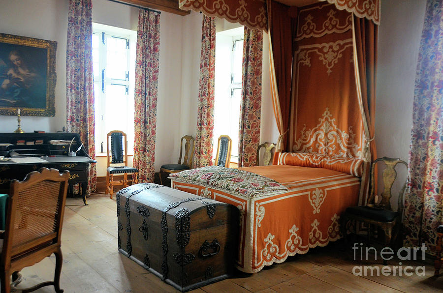 King Louis XVI Bedroom at Louisbourg Photograph by Elaine Manley - Fine ...