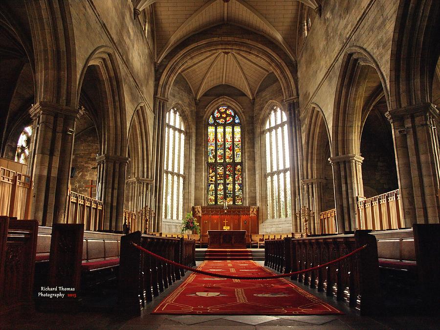 Linlithgow Chapel Inside Photograph by Richard Thomas