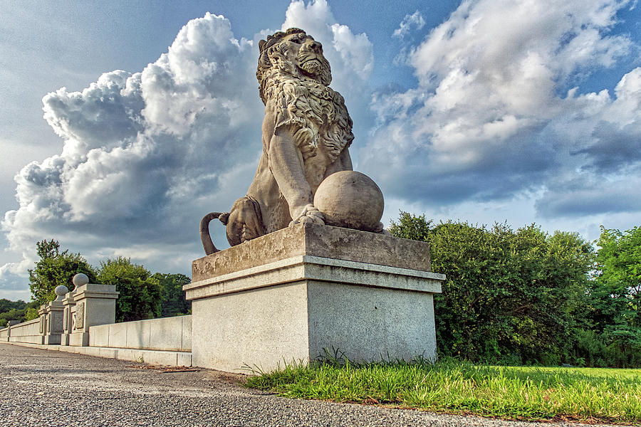 Lions Bridge Lion Photograph by Jerry Gammon