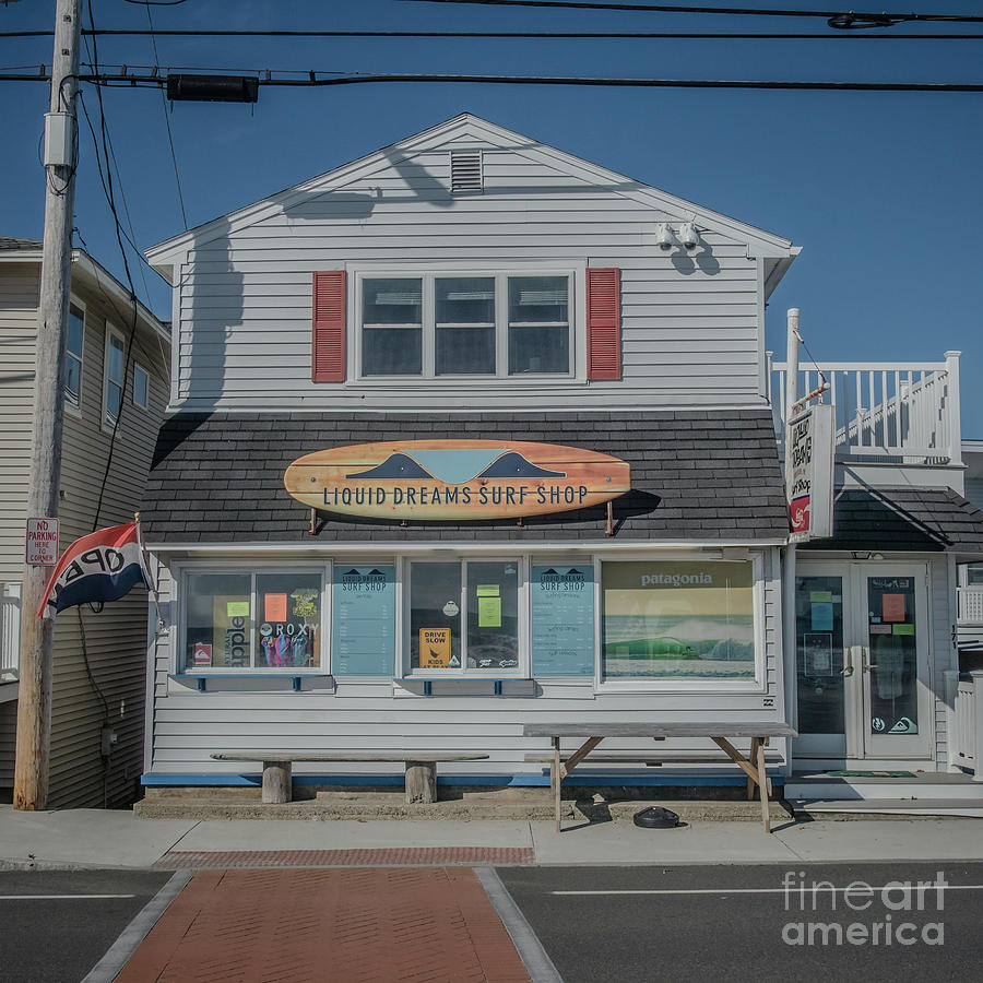 New Hampshire Photograph - Liquid Dreams Surf Shop Ogunquit Maine by Edward Fielding