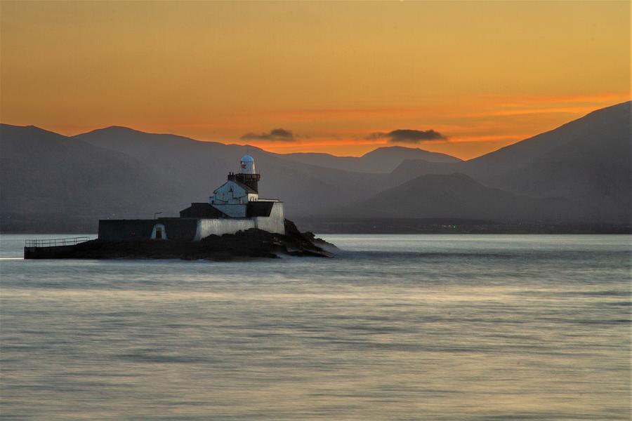 Little Samphire Lighthouse In The Evening Light Photograph by Mark Callanan